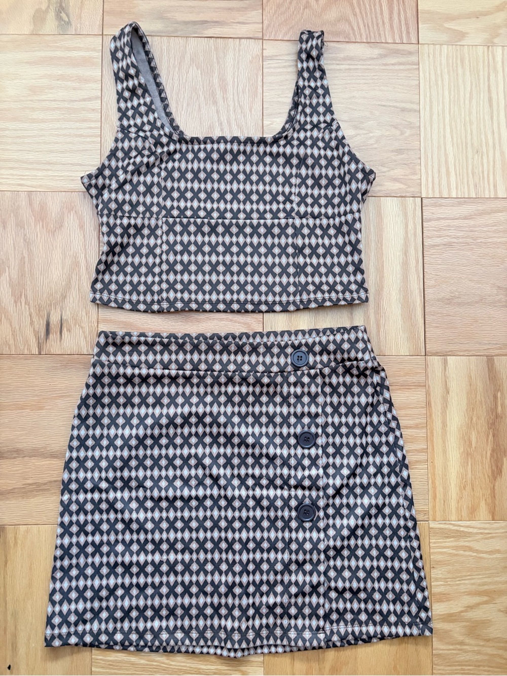 Geometric Print Crop Tank and Mini Skirt Set - Black & Cream